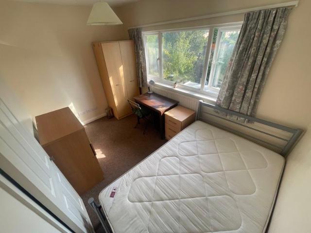 Room for rent in Yiewsley, Greater London