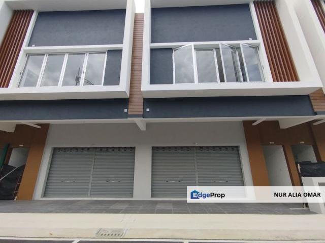 Shop for rent in Tanjong Sepat, Selangor