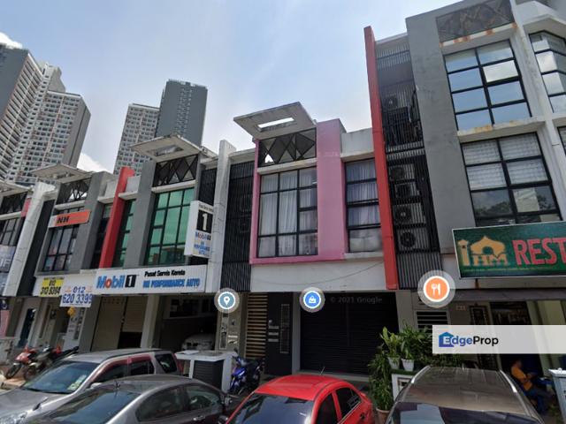 Shop for sale in Petaling, Damansara Damai