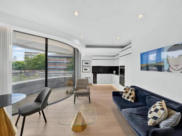 Apartment for rent in Vauxhall, Greater London