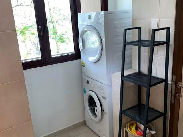 Condominium for rent in Holland