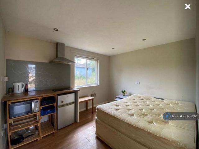 House for rent in New England, Braintree