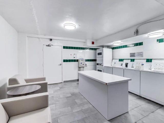 Apartment for rent in Toronto—St. Paul's, Toronto