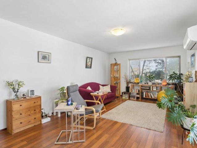 Apartment for sale in Scarborough, City of Stirling
