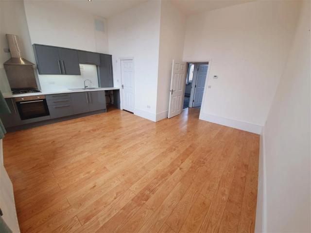 Apartment for rent in Beamhurst, Staffordshire