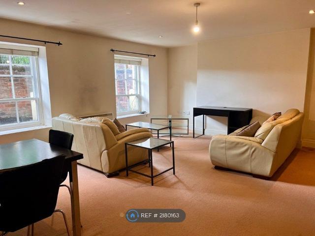 Apartment for rent in Avenham, Higher Bartle