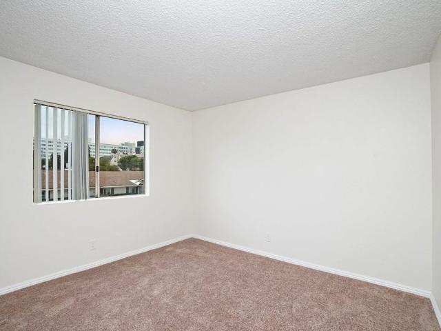 Apartment for rent in West Carson, Los Angeles County