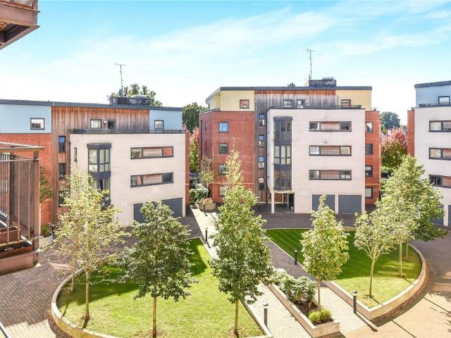 Apartment for rent in Heol-las, Surrey