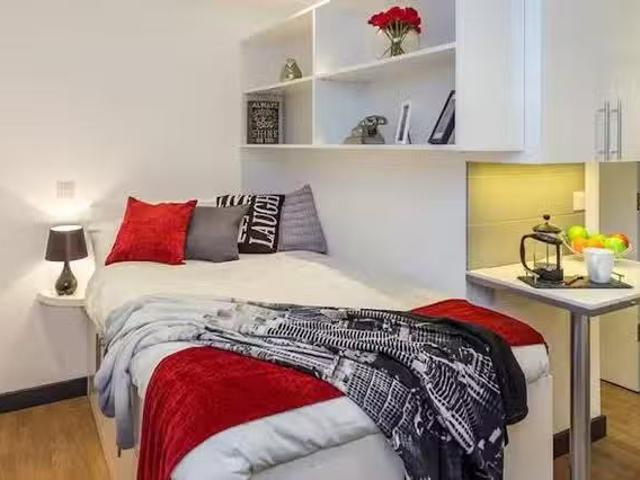 Apartment for rent in Hampton Park, City Of Southampton