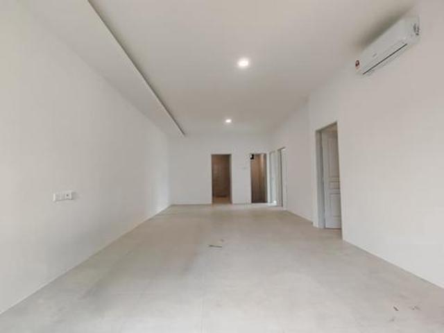 Townhouse for rent in Kuching, Bahagian Kuching