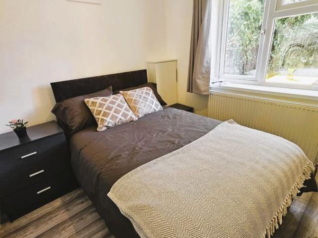 Apartment for rent in London Borough of Ealing, Greater London
