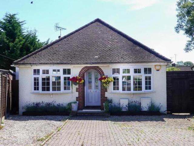 House for sale in Watford Heath, North Watford