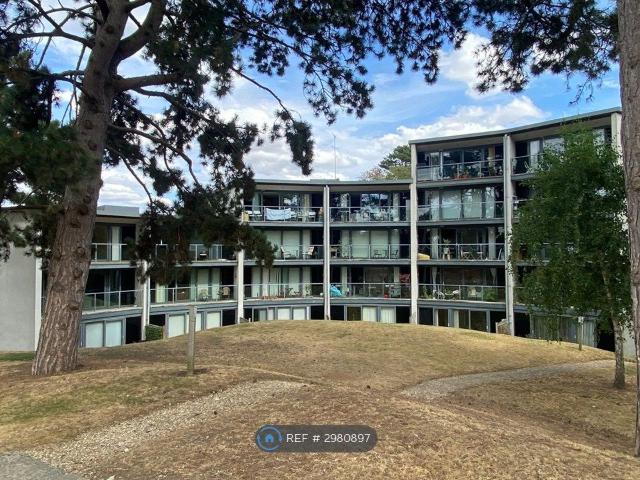 Apartment for rent in Golden Valley, Gloucestershire