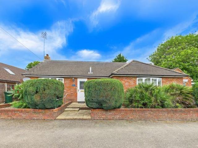 House for sale in Batchworth, Hertfordshire