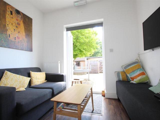 House for rent in Eastleigh, Helford