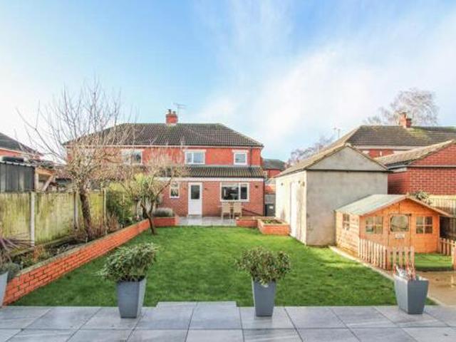 House for sale in Hatfield, South Yorkshire