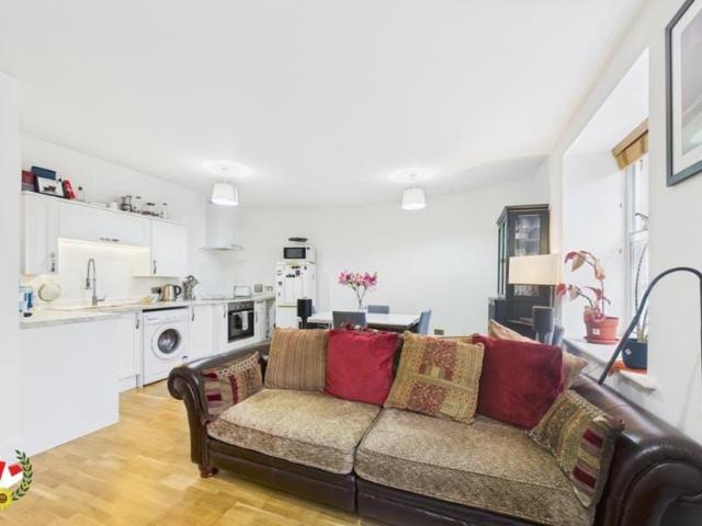 Apartment for rent in Wotton Pitch, Gloucester