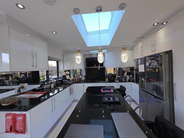 House for rent in London Borough of Harrow, Greater London
