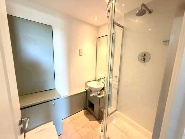 Apartment to rent in Bluebell, North Tipperary