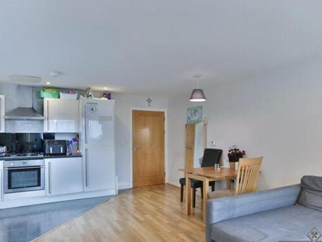 House for sale in Follaton, Strode