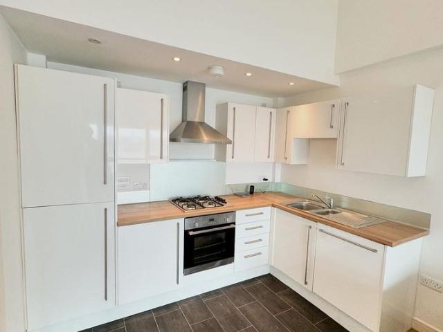 Apartment for rent in West Hoe, Mount Wise