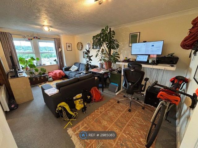Apartment for rent in Kirkstall, West Yorkshire