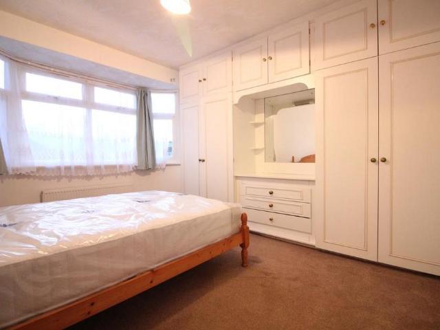 House for rent in London Borough of Hounslow, Heston
