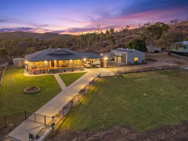 House for sale in Mount Morgan