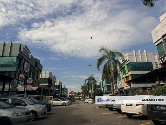 Warehouse for rent in Petaling, Subang Jaya