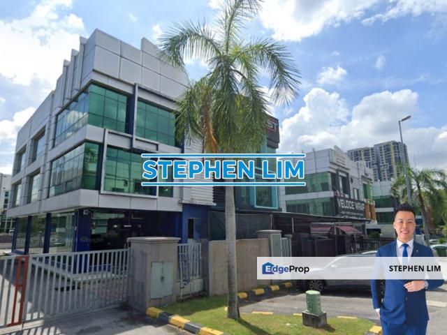 Shop for sale in Petaling, Subang Jaya