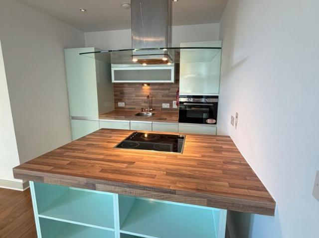 Apartment to rent in Bluebell, North Tipperary