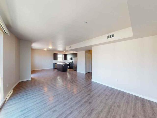 Apartment for rent in Canoga Park, California