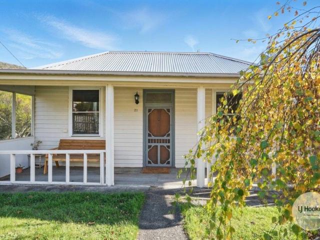 House for sale in Lenah Valley