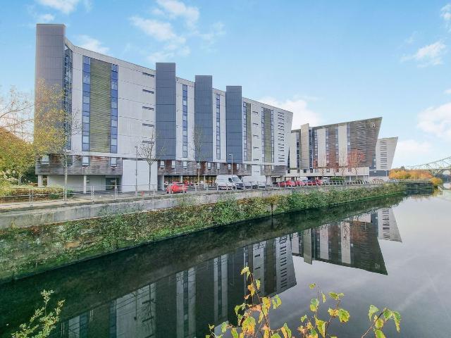 Apartment for rent in The Decks, Runcorn