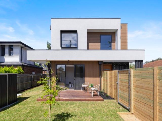 Townhouse for sale in Parkdale, Melbourne