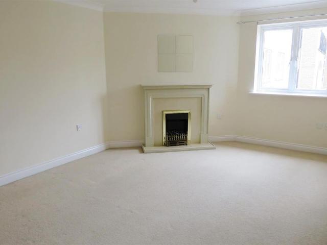 Apartment for rent in The Polygon, City Of Southampton