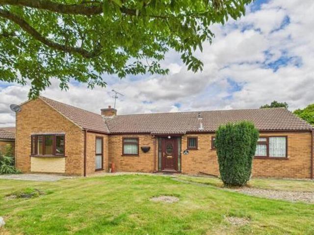 House for sale in Brayford, Lincolnshire