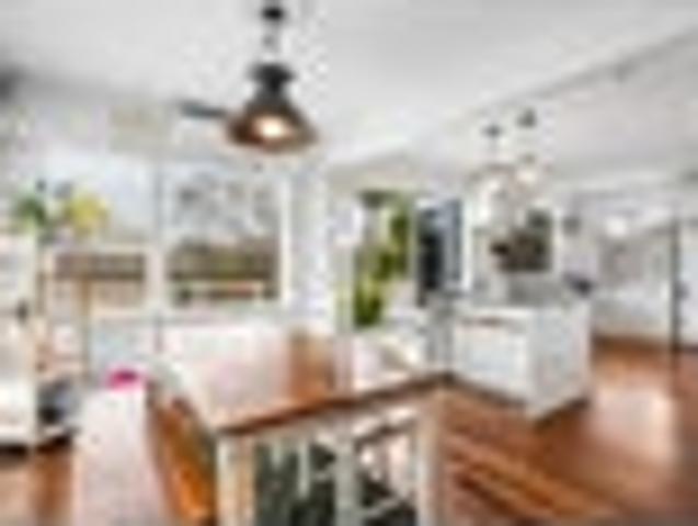 House for sale in Te Atatū Peninsula, Henderson-Massey