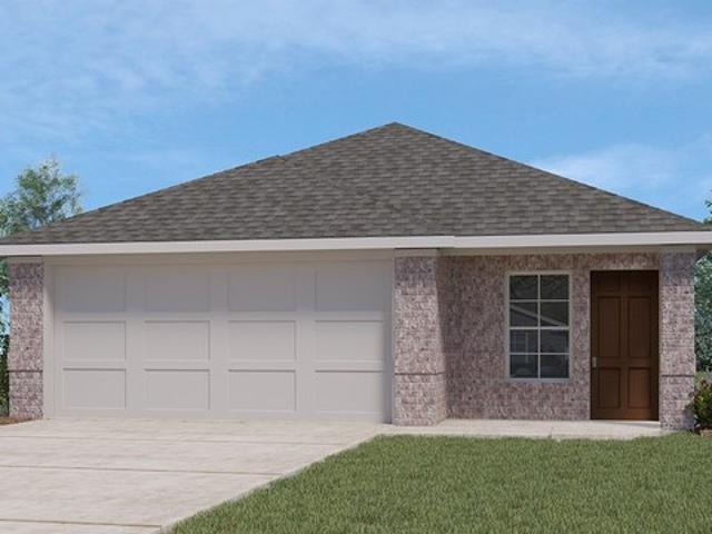 House for sale in Lytle, Texas