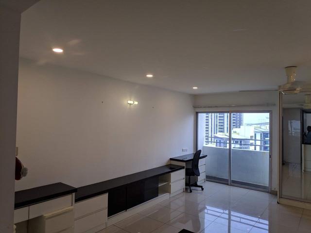 Serviced Residence for sale in Tanjong Sepat, Selangor