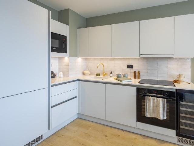 Apartment for rent in Beaufort Park, Greater London