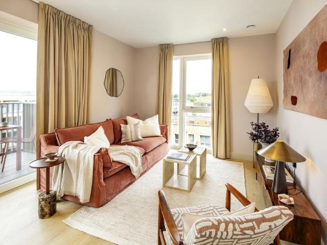 Apartment for rent in Beaufort Park, Greater London