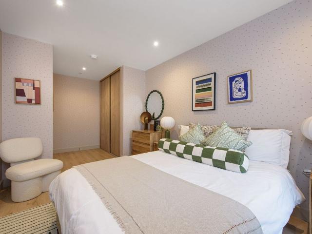Apartment for rent in Colindale, Greater London