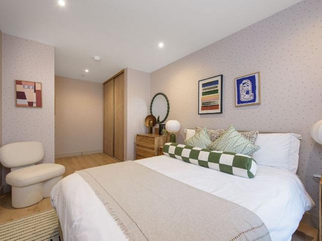Apartment for rent in Colindale, Greater London