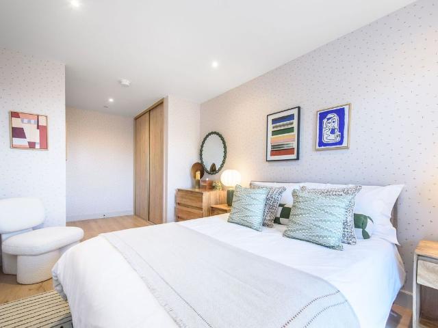 Apartment for rent in Colindale, Greater London