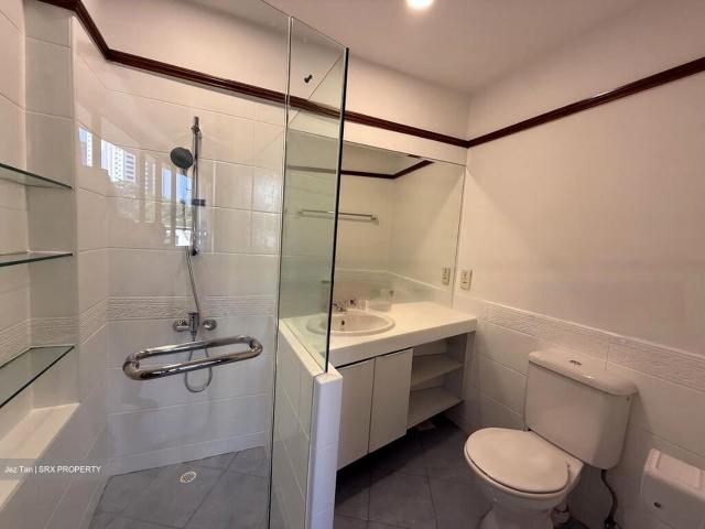 Apartment for sale in Newton