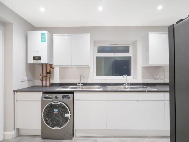 House for rent in London Borough of Hounslow, Spring Grove