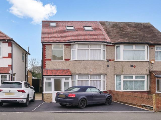 House for rent in London Borough of Hounslow, Spring Grove