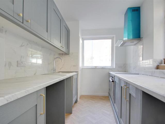 Apartment for rent in Aldrington