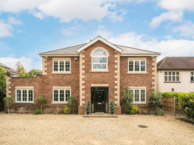 Apartment for rent in Ickenham, Greater London